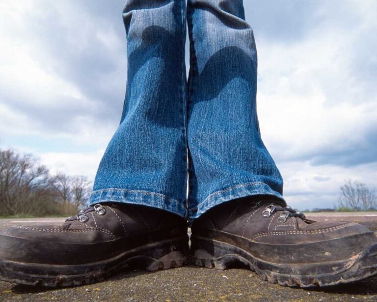 How to Find Shoes When You Have Wide Feet